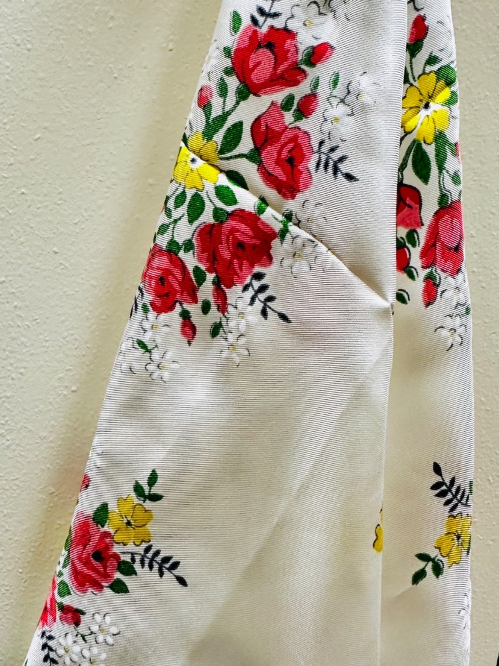 Garden Veil-Print Silk Scarf from Tory Burch - Picture 4 of 7